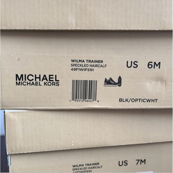 MICHAEL KORS WILMA
TRAINER SNEAKERS - Picture 8 of 8